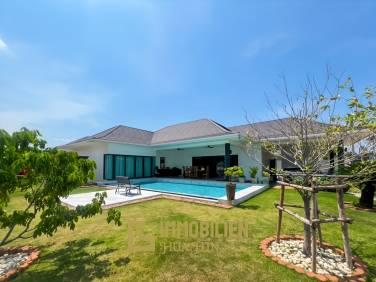 For Sale : Luxury 3-Bed Villa with Pool in Aria 2 Hua Hin