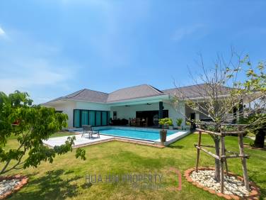 For Sale : Luxury 3-Bed Villa with Pool in Aria 2 Hua Hin