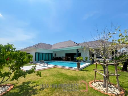 For Sale : Luxury 3-Bed Villa with Pool in Aria 2 Hua Hin