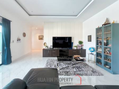 For Sale : Luxury 3-Bed Villa with Pool in Aria 2 Hua Hin