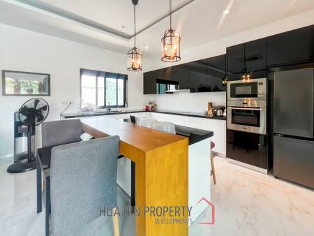 For Sale : Luxury 3-Bed Villa with Pool in Aria 2 Hua Hin