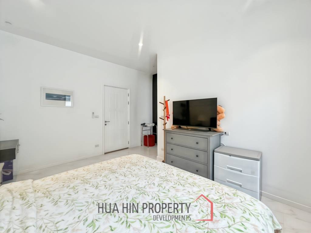 For Sale : Luxury 3-Bed Villa with Pool in Aria 2 Hua Hin