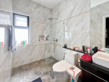 For Sale : Luxury 3-Bed Villa with Pool in Aria 2 Hua Hin