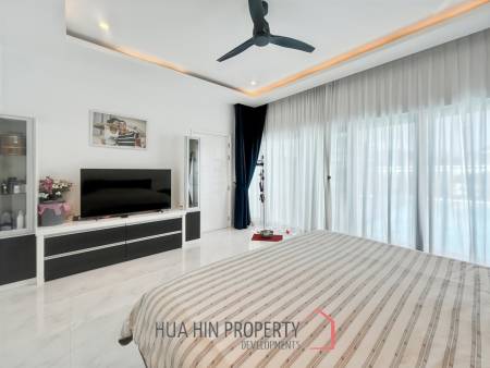 For Sale : Luxury 3-Bed Villa with Pool in Aria 2 Hua Hin