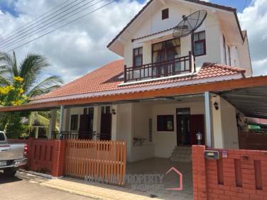 TROPICAL OCEAN VIEW : 3 bed 2 storey villa