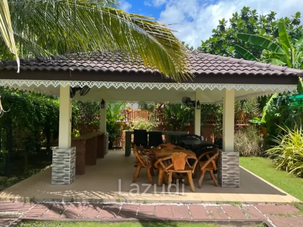 TROPICAL OCEAN VIEW : 3 bed 2 storey villa