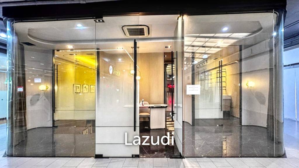 Luxurious Office for Rent in Khlong Toei Nuea