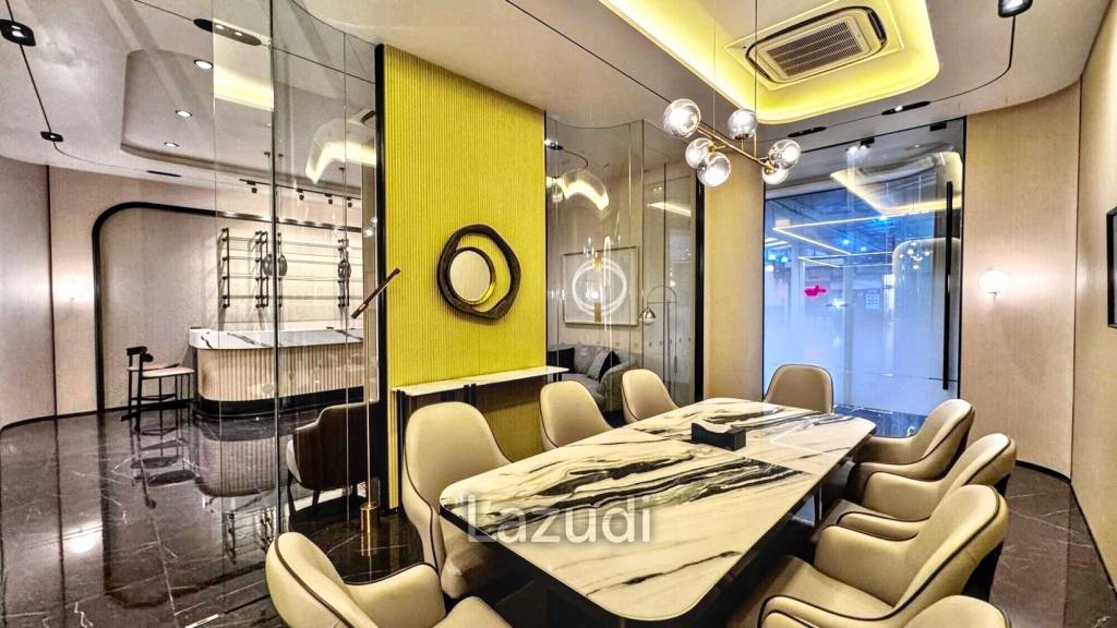 Luxurious Office for Rent in Khlong Toei Nuea