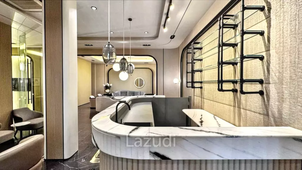 Luxurious Office for Rent in Khlong Toei Nuea