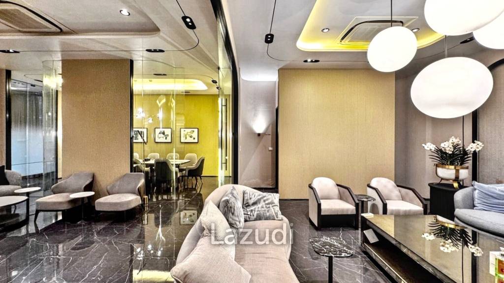 Luxurious Office for Rent in Khlong Toei Nuea