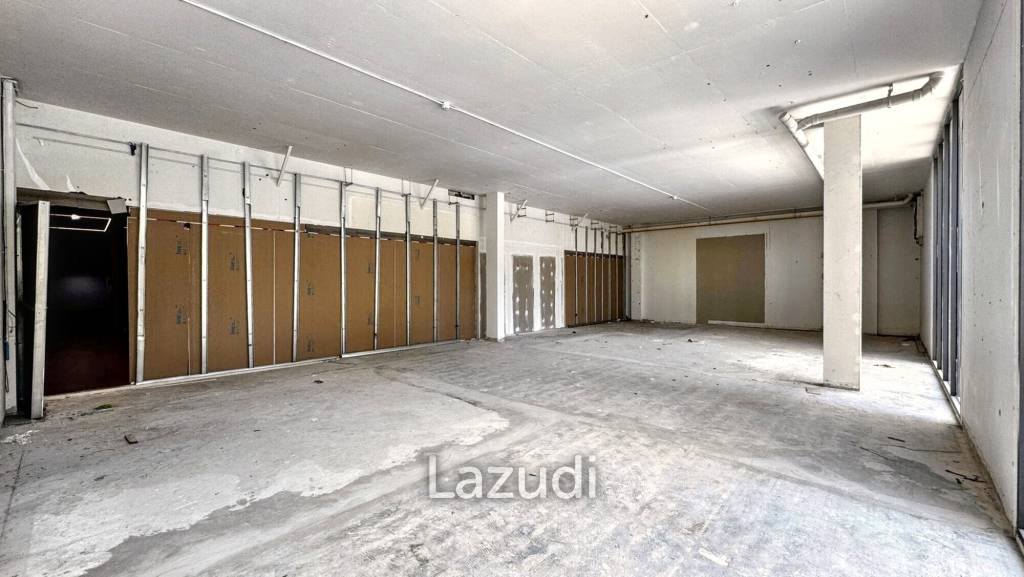 Asoke Montri High Traffic Retail Space for Rent