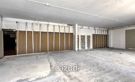 Asoke Montri High Traffic Retail Space for Rent