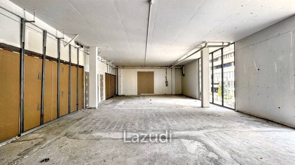 Asoke Montri High Traffic Retail Space for Rent