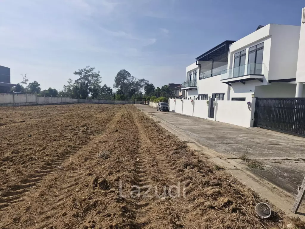 3 Rai 45 SQ.Wah Land Near Phoenix Golf Course