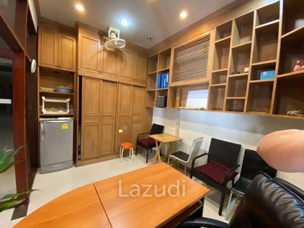 Office for Sale in Thappraya Area