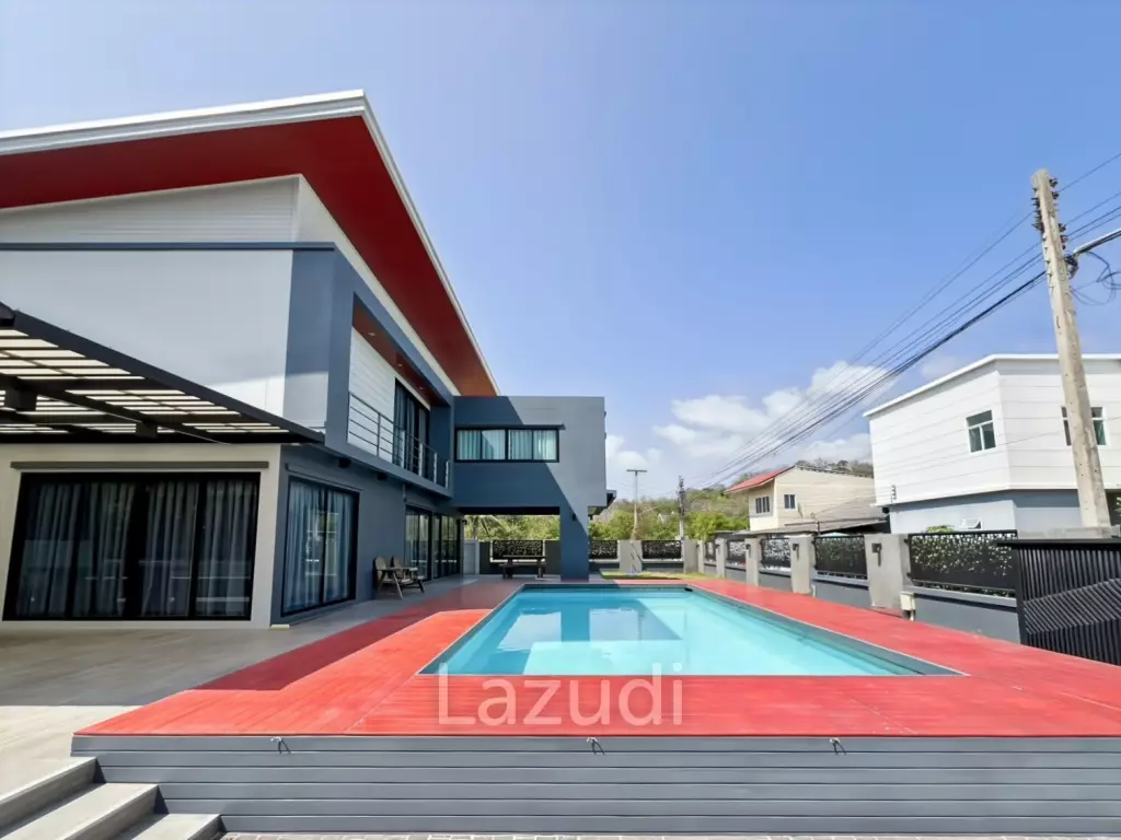Modern 4 Bedroom Villa with Private Pool in Khao Takiab Hua Hin