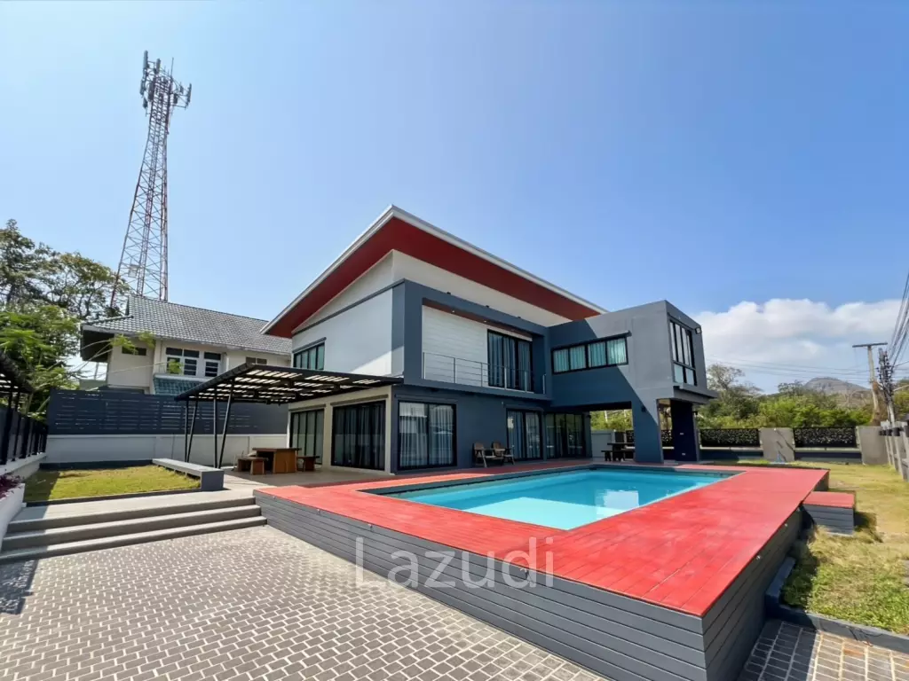 Modern 4 Bedroom Villa with Private Pool in Khao Takiab Hua Hin