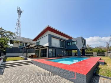 For Sale : Modern 4 Bedroom Villa in Khao Takiab Hua Hin