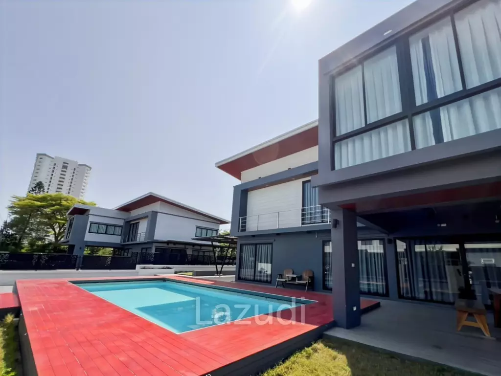 Modern 4 Bedroom Villa with Private Pool in Khao Takiab Hua Hin