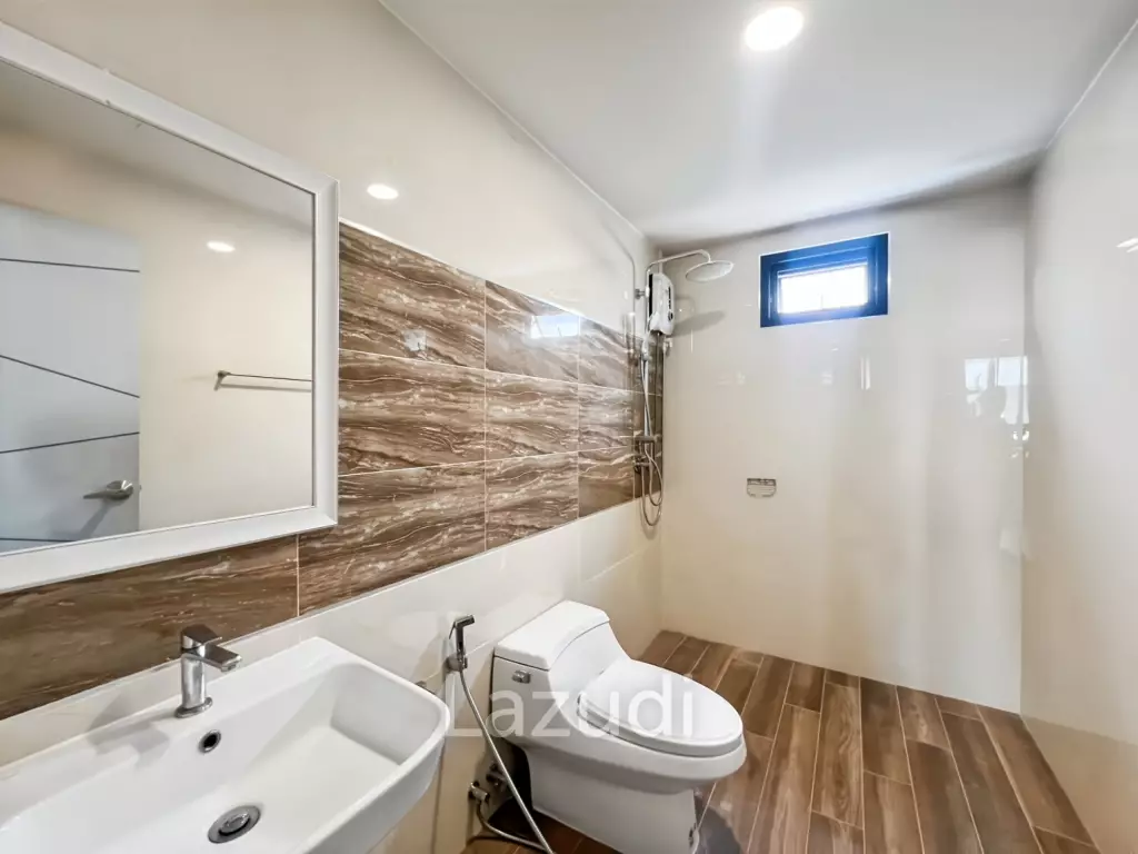 Modern 4 Bedroom Villa with Private Pool in Khao Takiab Hua Hin