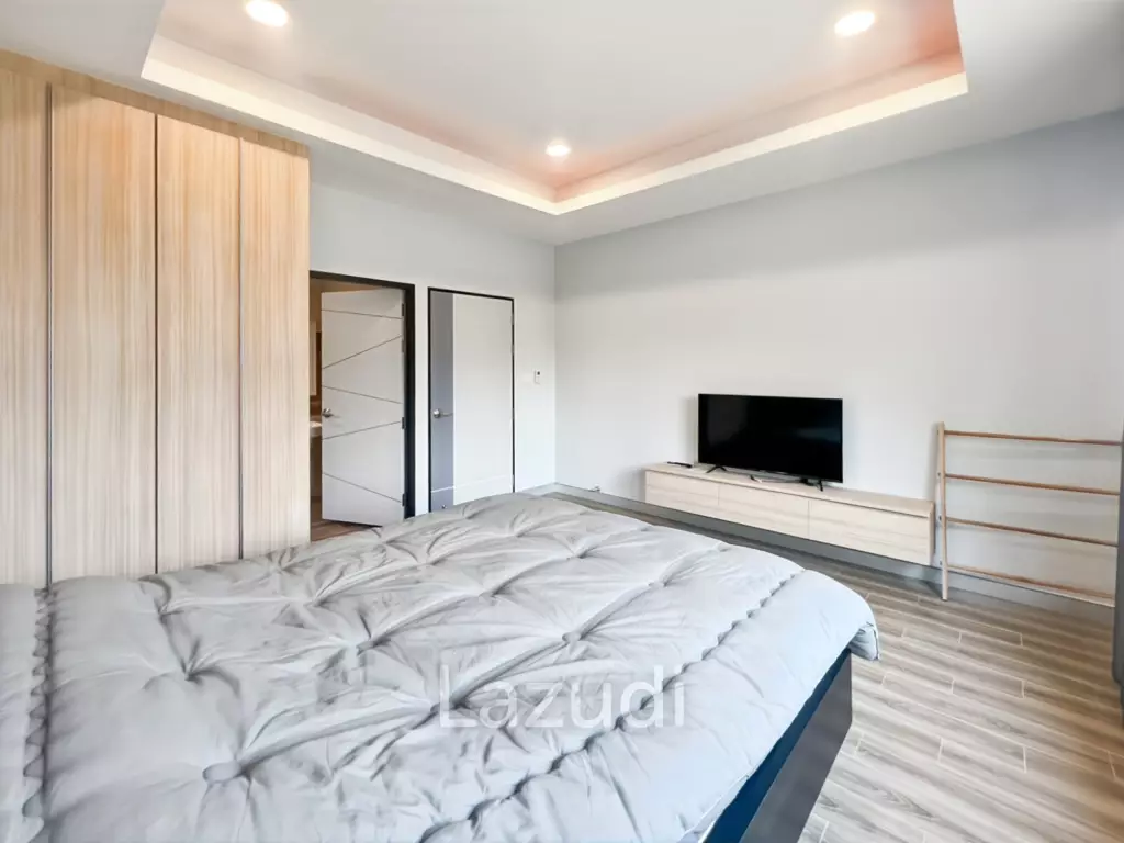 Modern 4 Bedroom Villa with Private Pool in Khao Takiab Hua Hin