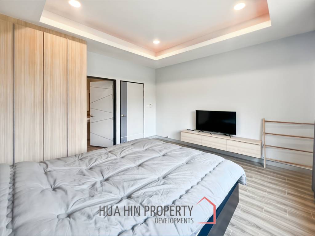 For Sale : Modern 4 Bedroom Villa in Khao Takiab Hua Hin