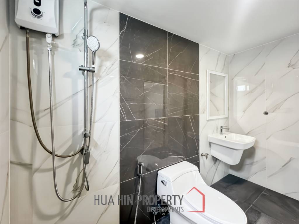 For Sale : Modern 4 Bedroom Villa in Khao Takiab Hua Hin