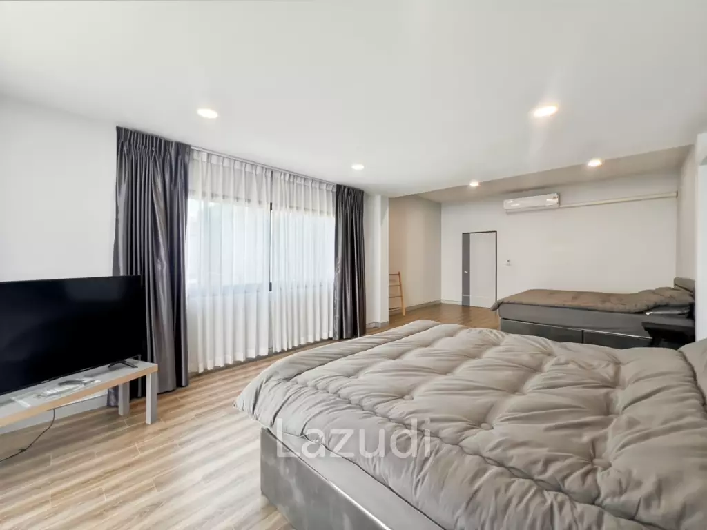 Modern 4 Bedroom Villa with Private Pool in Khao Takiab Hua Hin