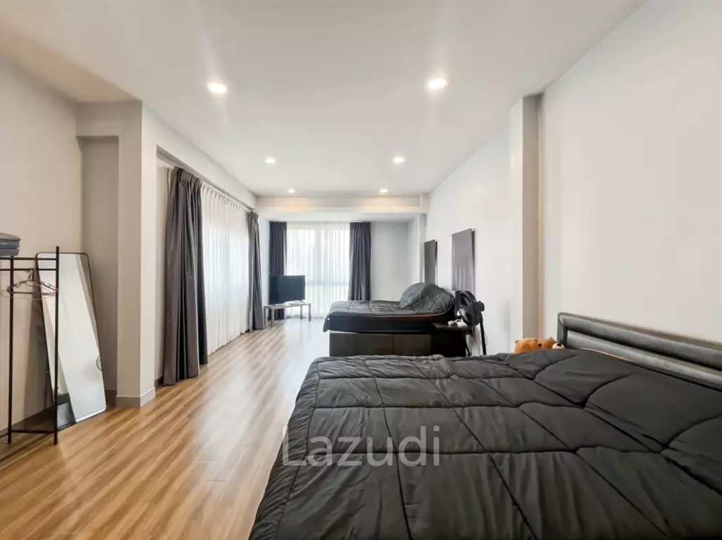 Modern Two Story 4 Bedroom Villa in Khao Takiab Hua Hin - For Sale