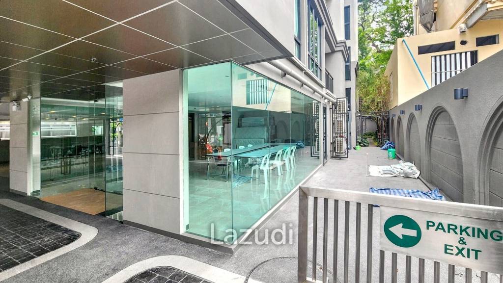 70sqm Retail Space in New Luxury Residential Building on Sukhumvit 39 – Perfect for Your Next Business!