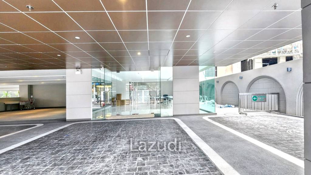 70sqm Retail Space in New Luxury Residential Building on Sukhumvit 39 – Perfect for Your Next Business!