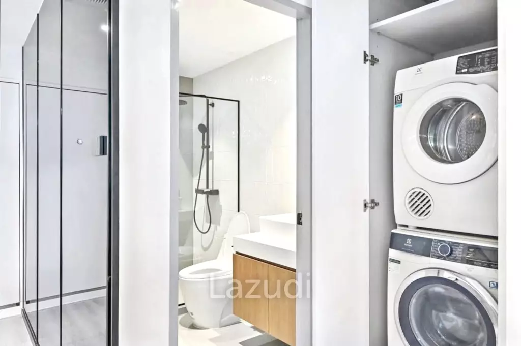 3 Bed 3 Bath 124 SQ.M Sukhumvit Living Town