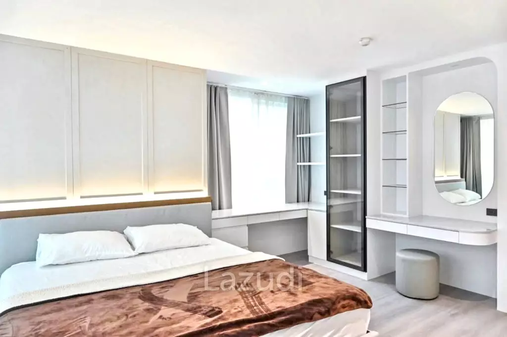 3 Bed 3 Bath 124 SQ.M Sukhumvit Living Town