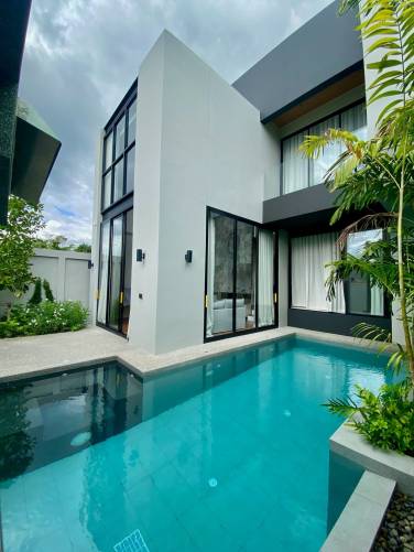 READY TO MOVE IN | Designer Villa in Cape Yamu – Fully Furnished