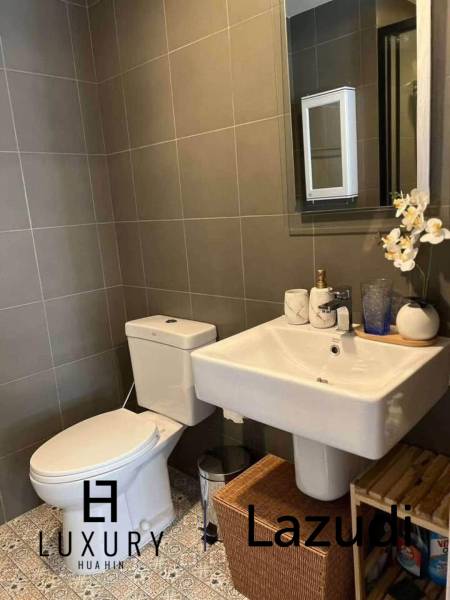 Stylish 1 Bedroom Condo with Pool View in La Casita Hua Hin