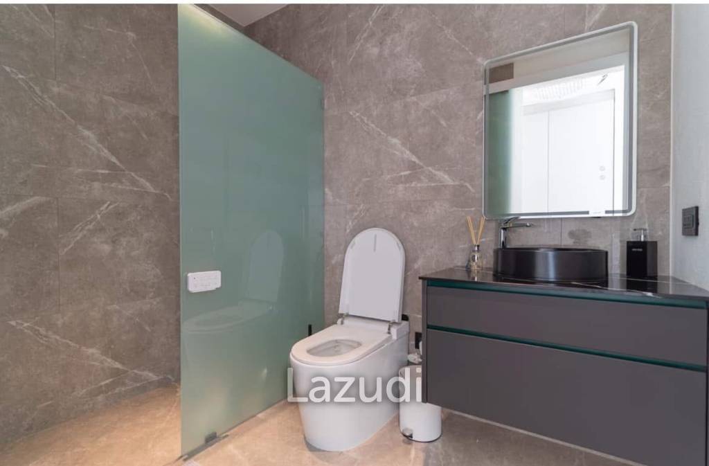 2 Bedrooms 2 Bathrooms 253.39 SQ.M. The Cove Pattaya