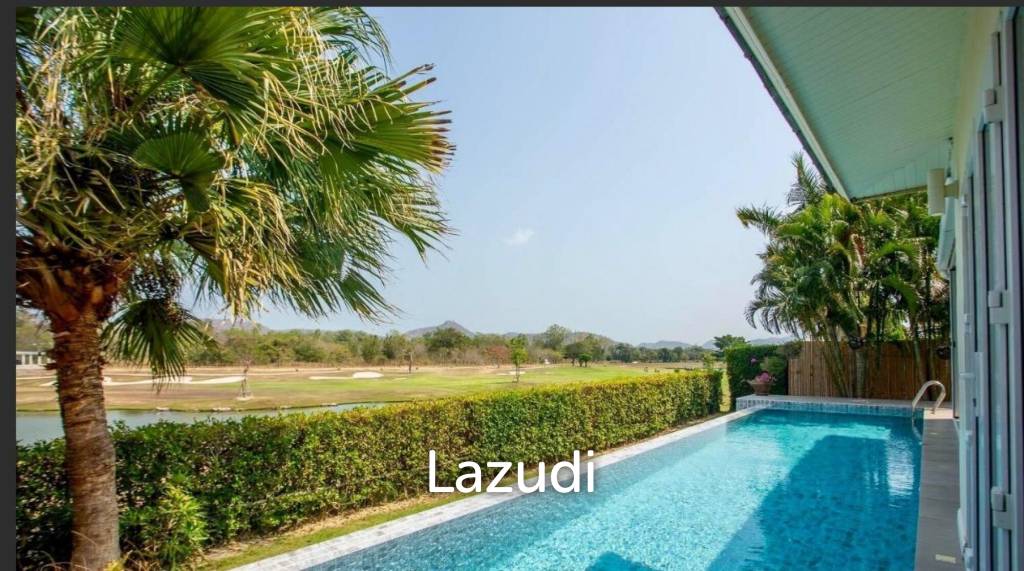 Black Mountain Golf Course: 3 bedroom luxury pool villa on the golf course