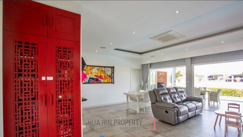 Black Mountain Golf Course: 3 bedroom luxury pool villa on the golf course