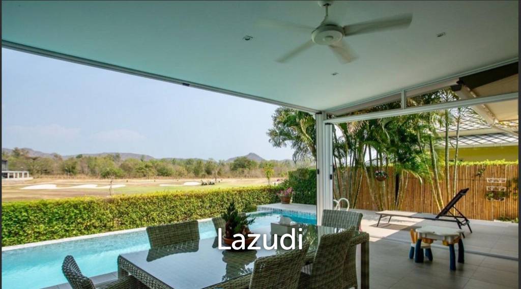 Black Mountain Golf Course: 3 bedroom luxury pool villa on the golf course