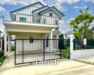 4 Beds 175 SQ.M Villaggio 3 Srinakarin - Bangna
