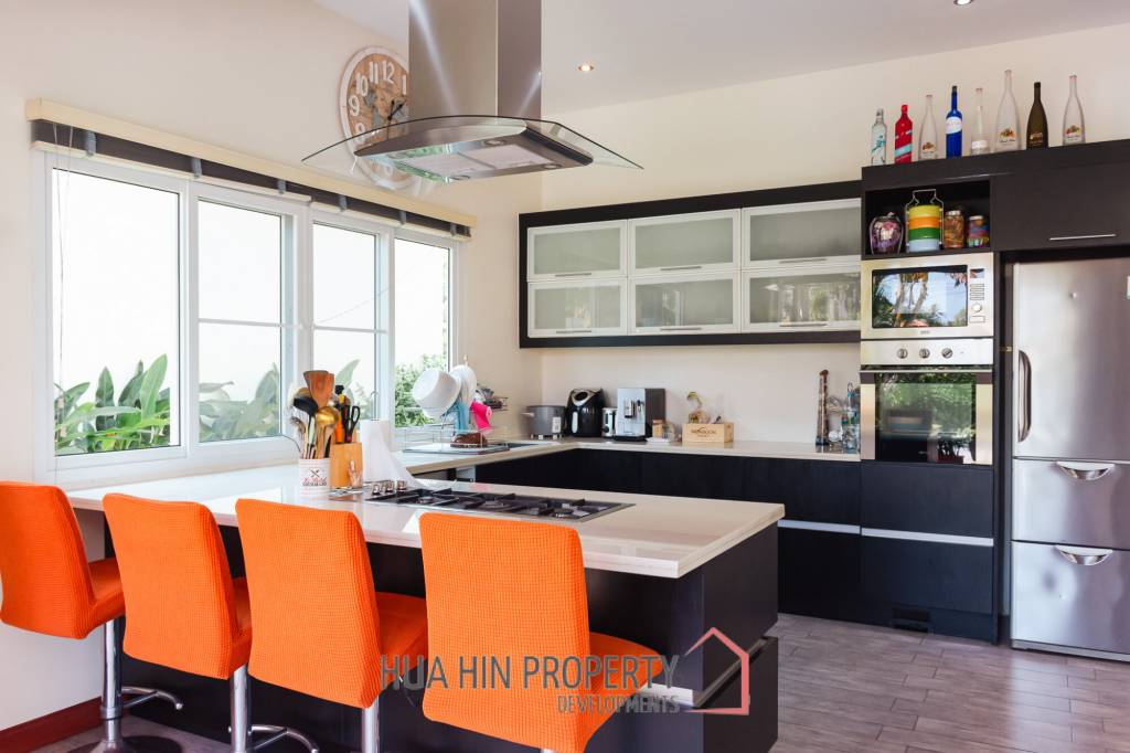 ORCHID PARADISE HOME 1 : Beautiful 3 / 4 bedroom pool villa