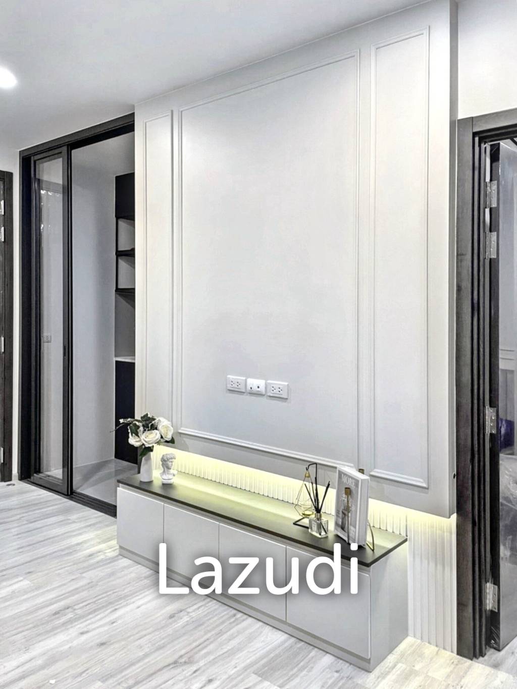 1 Bedroom 1 Bathroom 35 SQ.M XT Huaykwang