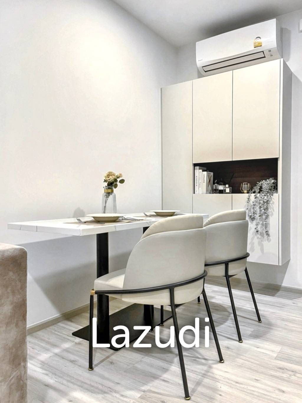 1 Bedroom 1 Bathroom 35 SQ.M XT Huaykwang