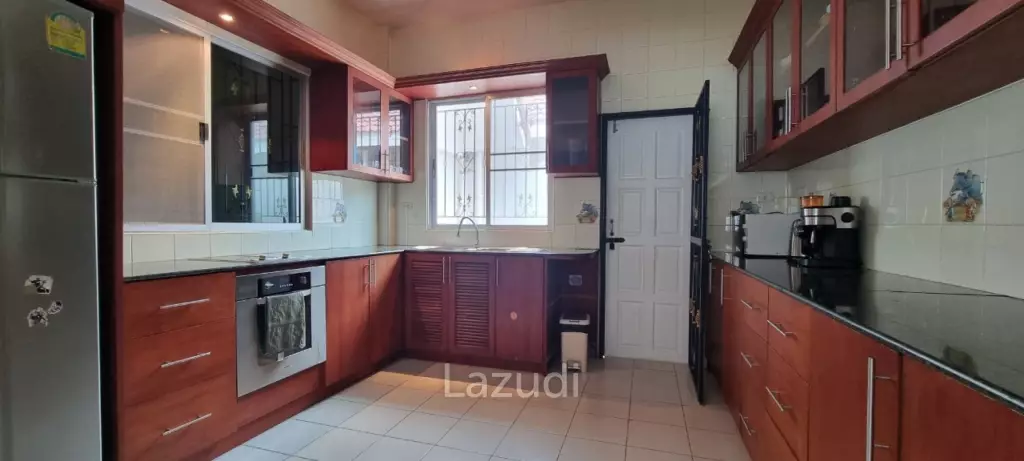3 Beds 2 Baths 110 SQ.M. Chockchai Garden Home 2