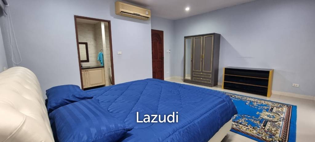 5 Beds 5 Baths 650 SQ.M. Pattaya Paradise Village 2
