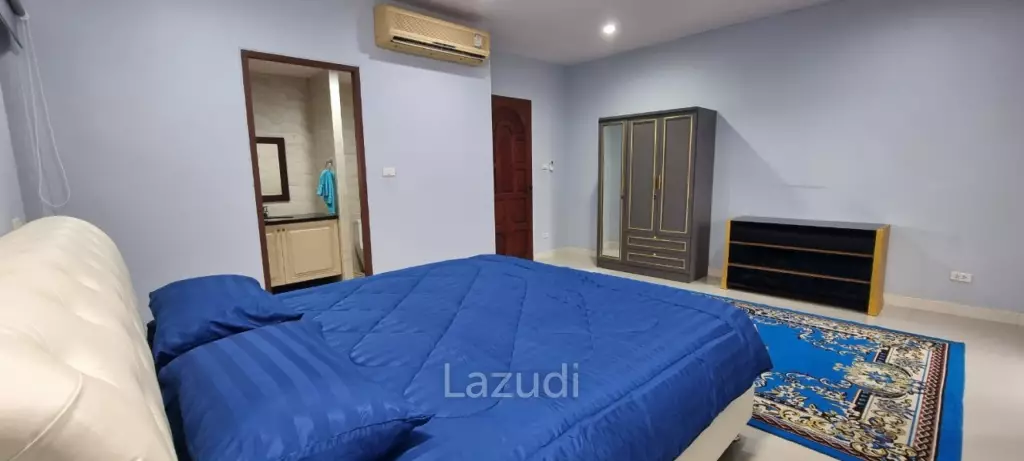 5 Beds 5 Baths 650 SQ.M. Pattaya Paradise Village 2