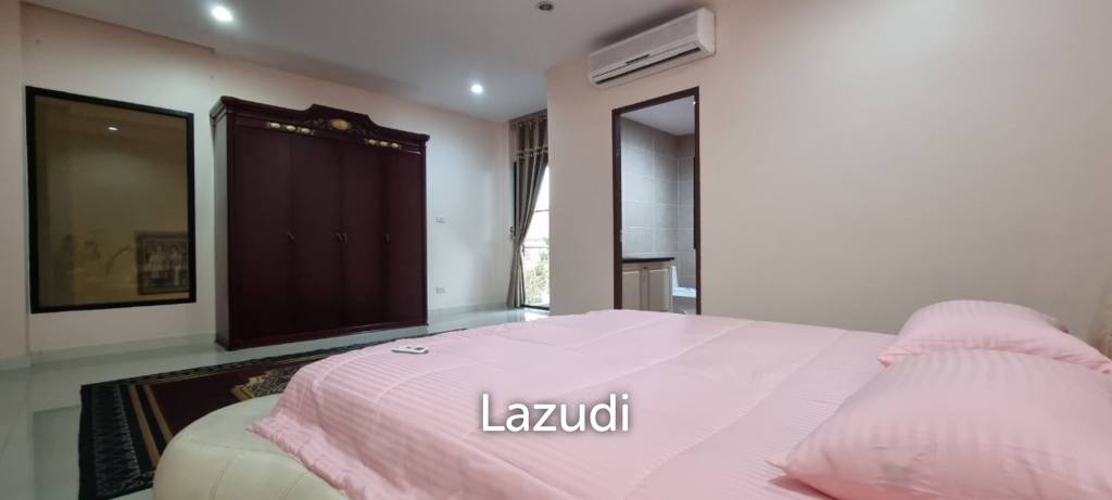 5 Beds 5 Baths 650 SQ.M. Pattaya Paradise Village 2