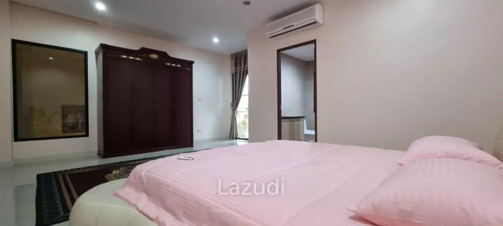 5 Beds 5 Baths 650 SQ.M. Pattaya Paradise Village 2