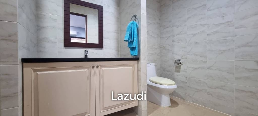 5 Beds 5 Baths 650 SQ.M. Pattaya Paradise Village 2