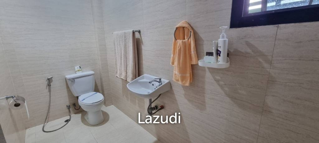 5 Beds 5 Baths 650 SQ.M. Pattaya Paradise Village 2
